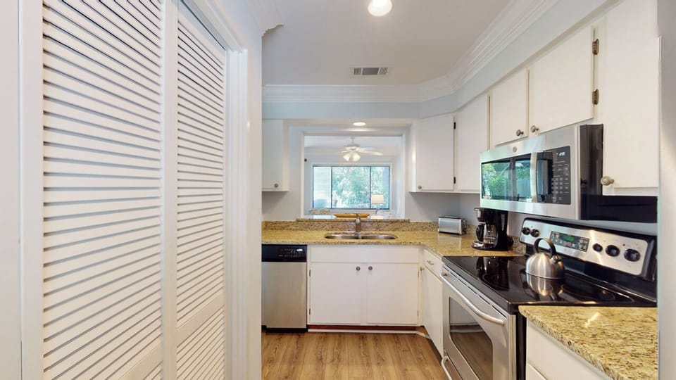 Fully Stocked Kitchen
