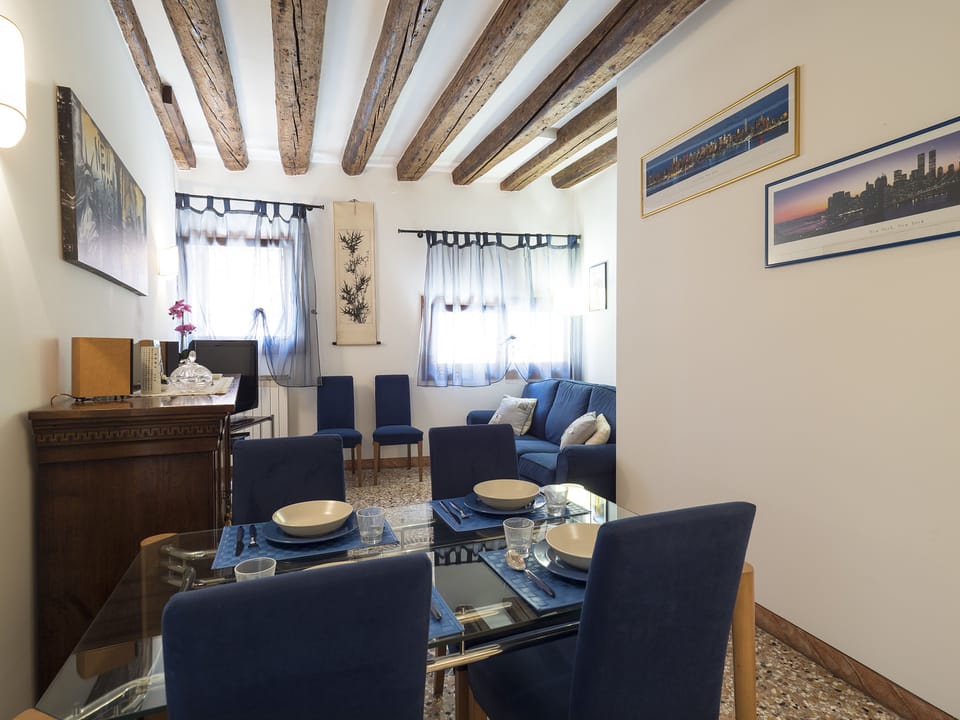 Apartment, 1 Bedroom | 1 bedroom, iron/ironing board, cribs/infant beds, free WiFi