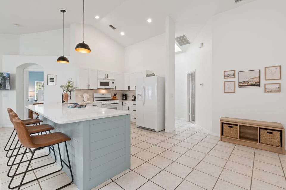 1623OakHillTr-12