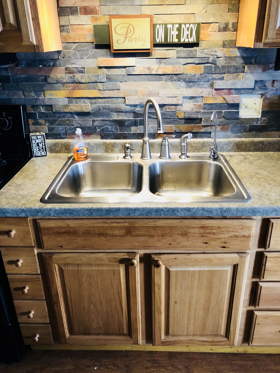Kitchen Sink with Garbage Disposal