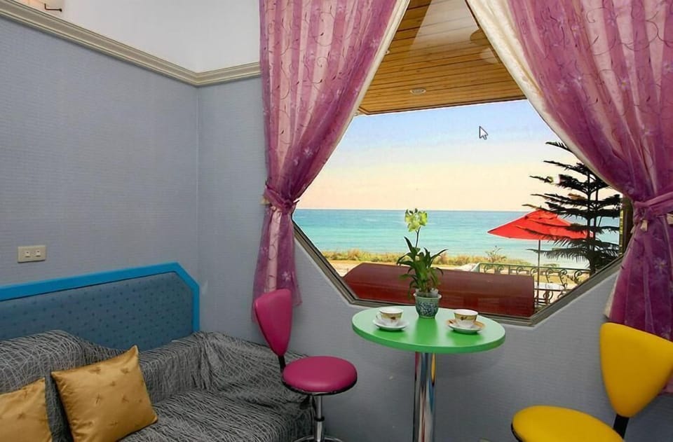 32-inch flat-screen TV with cable channels, TV