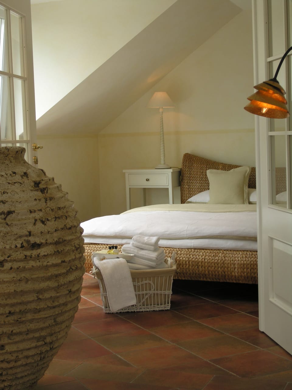 Apartment | Premium bedding, in-room safe, desk, iron/ironing board