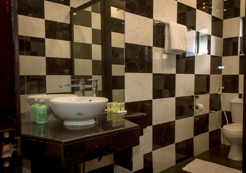 Superior Double Room | Bathroom sink