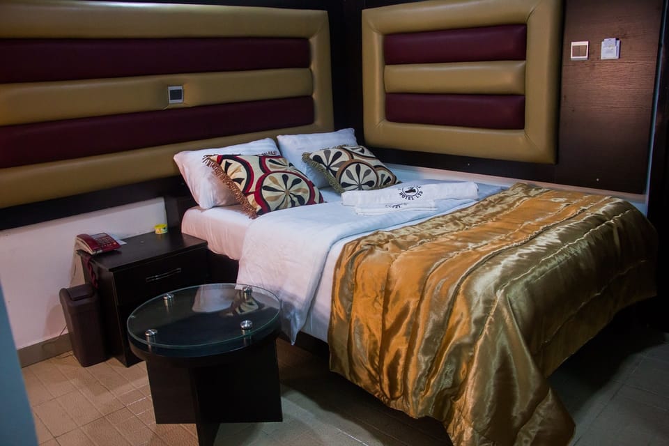 Sylva Royal Suites | Premium bedding
