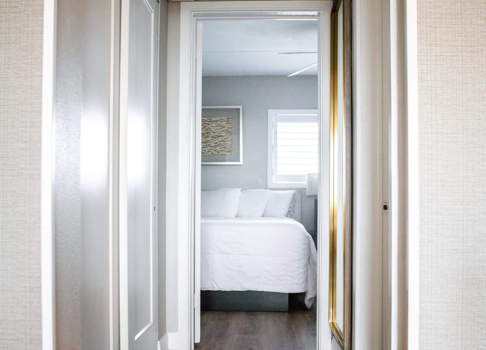 1 bedroom, blackout drapes, iron/ironing board, WiFi (free)