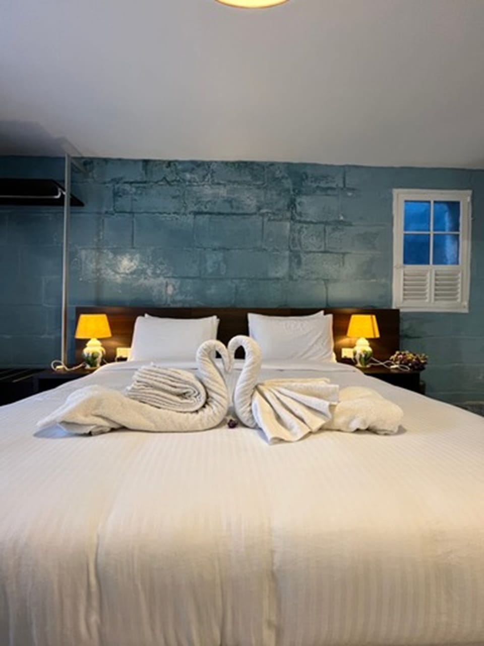 Superior Double Room | Premium bedding, desk, iron/ironing board (on request), WiFi (free)