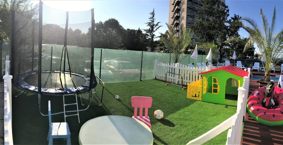 Family Hotel Sunday Hotel in Burgas Province