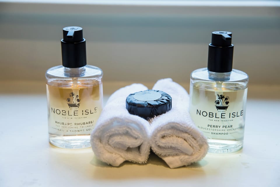 Classic Room (Aysgarth) - Private Bathroom | Soundproofing, iron/ironing board, free WiFi, bed sheets