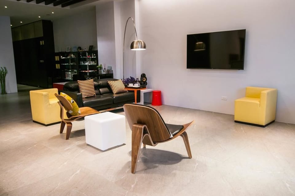 Lobby sitting area