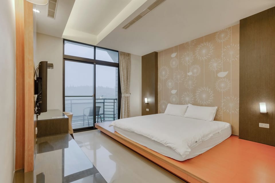 Double or Twin Room (Cannot specify bed type) | Premium bedding, desk, laptop workspace, blackout drapes