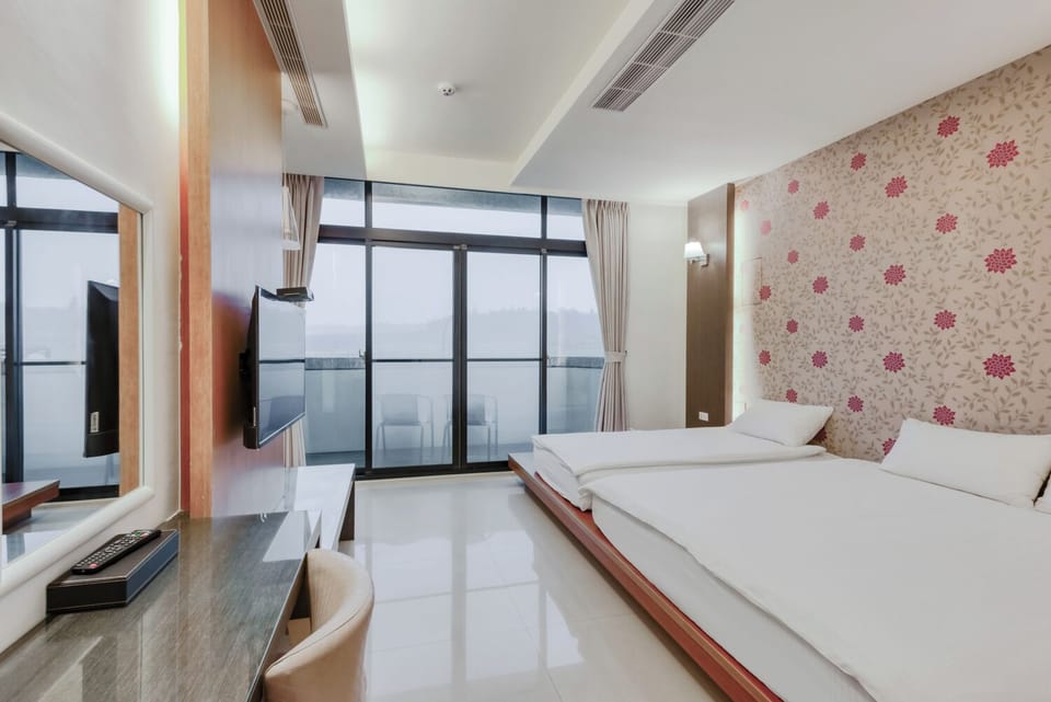 Comfort Triple Room | Premium bedding, desk, laptop workspace, blackout drapes