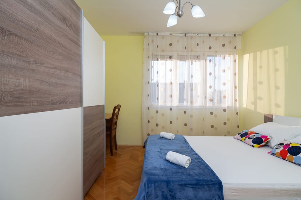 Second bedroom