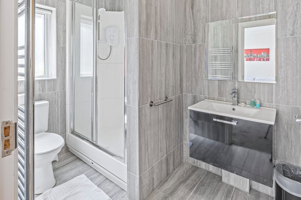 In-room safe, desk, iron/ironing board, free WiFi