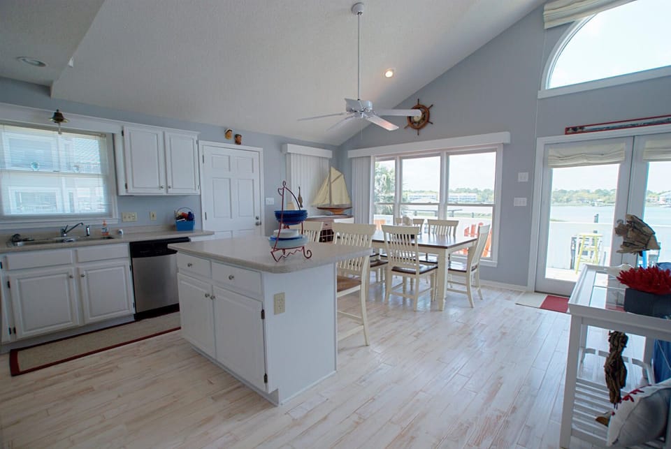 Bottom Level Kitchen
