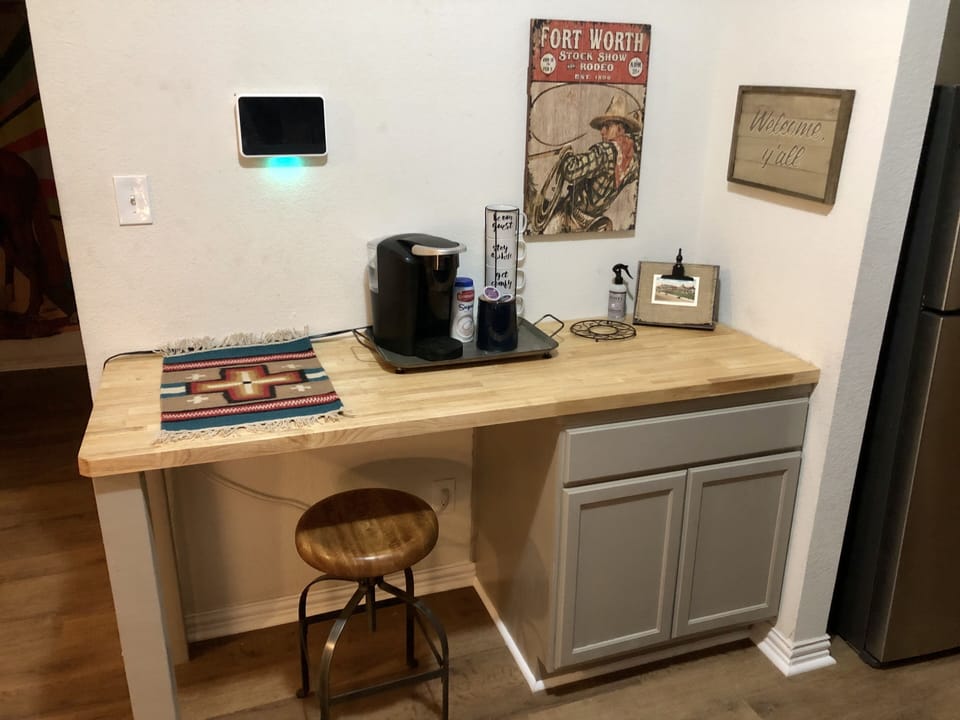 Enjoy the first cup at the coffee bar!