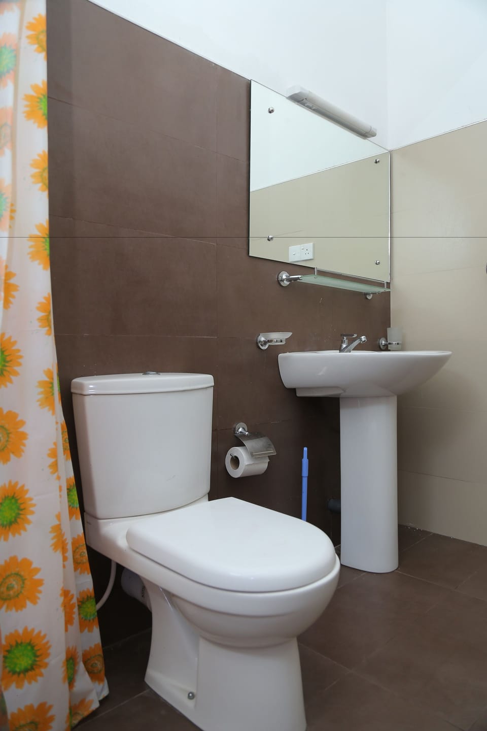 A/C Double Room | Bathroom | Shower, free toiletries, bidet, towels