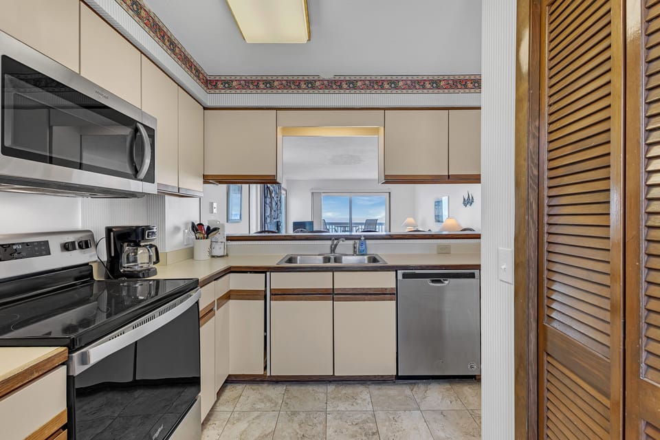 Ocean Dunes 1001 Kitchen