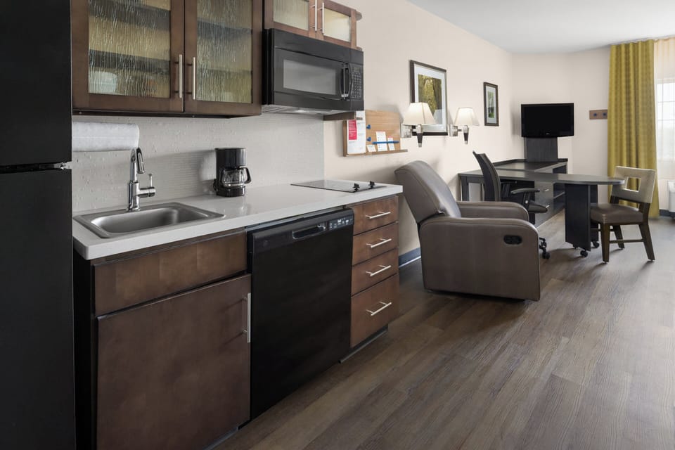 Studio Suite | Desk, laptop workspace, blackout drapes, iron/ironing board