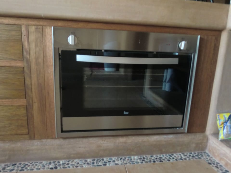 Oven