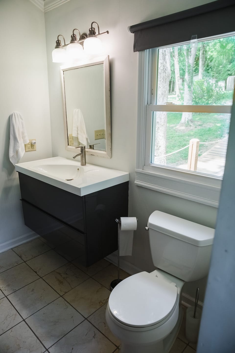 Main floor bathroom.