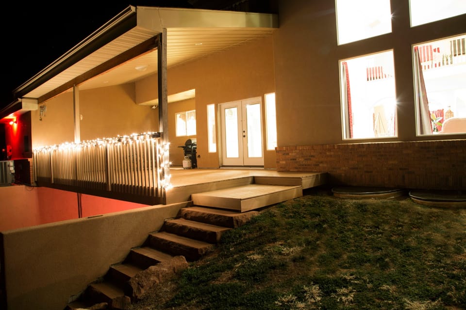 Our magical deck with BBQ and patio furniture for relaxing day or night.