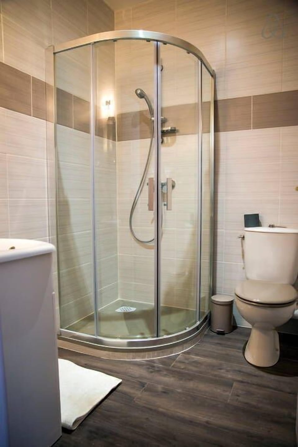 Comfort Double Room (Little Bouddha) | Bathroom shower