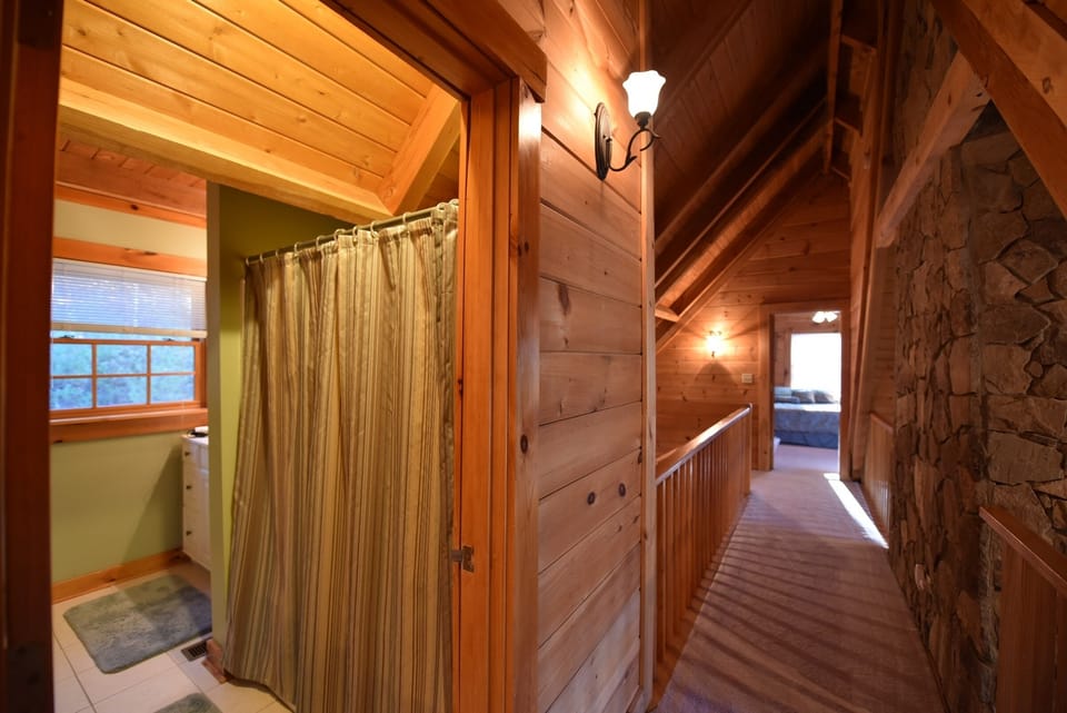 Full Bath Off Hallway