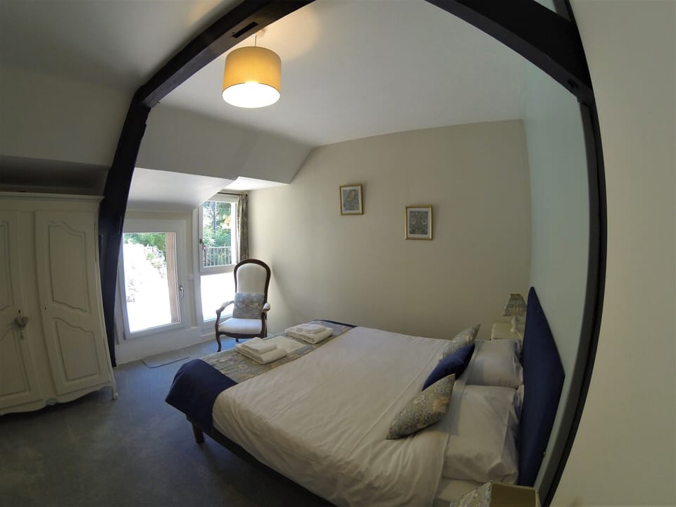 Superior Double Room, Ensuite, Garden View