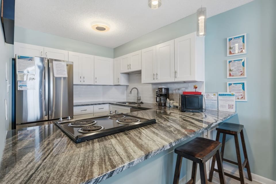 Compass Point 205 Kitchen