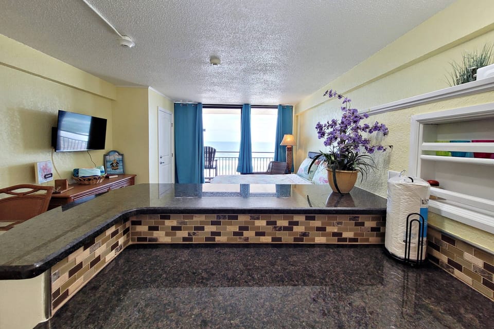 Prep your meals with oceanfront views!