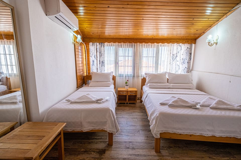 Standard Triple Room | Free WiFi