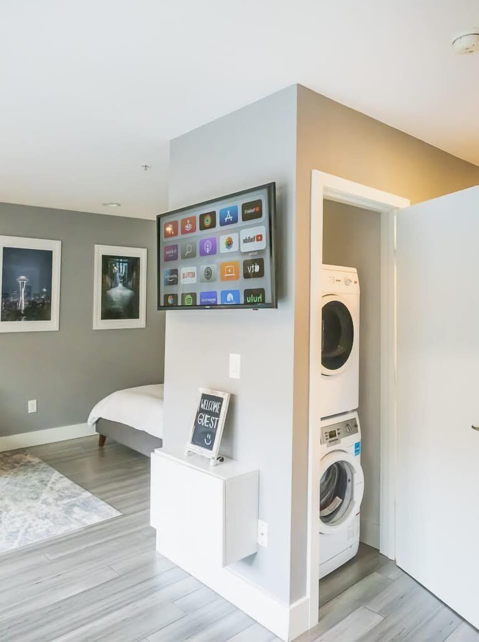 In-unit washer/dryer, laundry pods provided