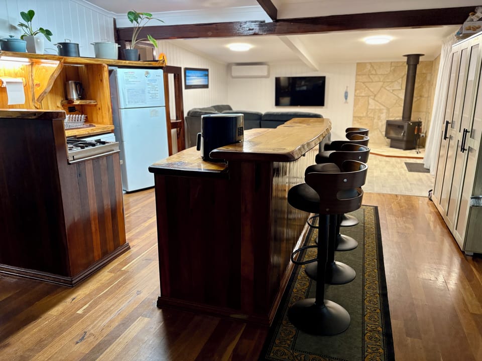 Breakfast Bar