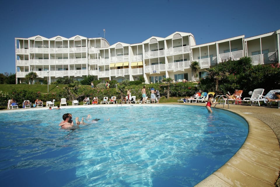 Holiday Home Swimming Pool