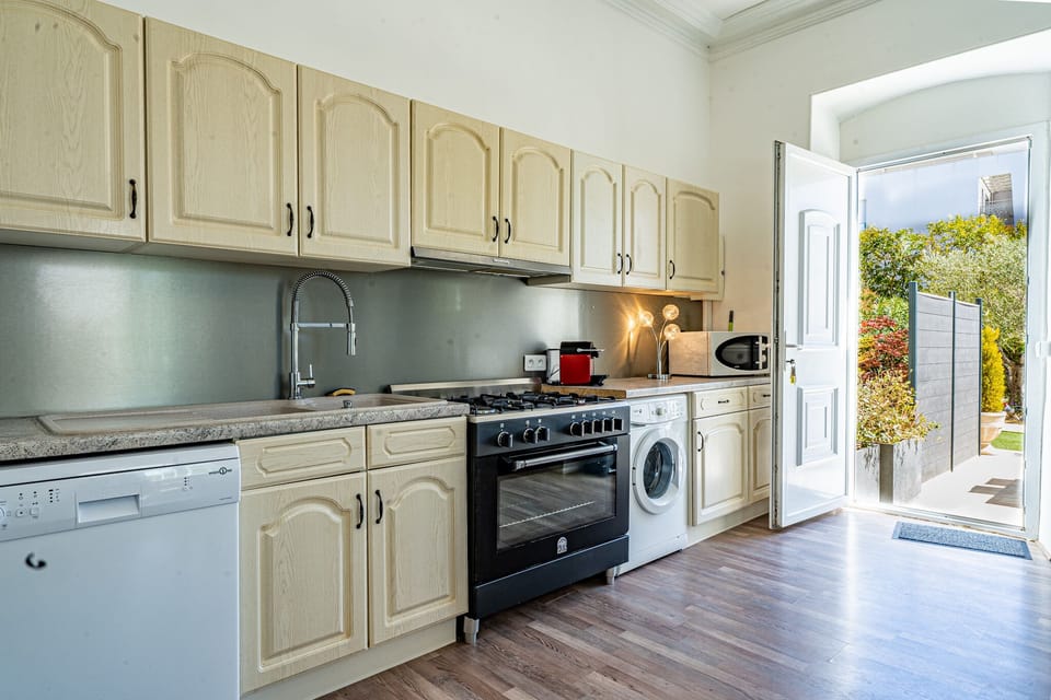 Superior Cottage, 2 Bedrooms (Papy) | Private kitchen