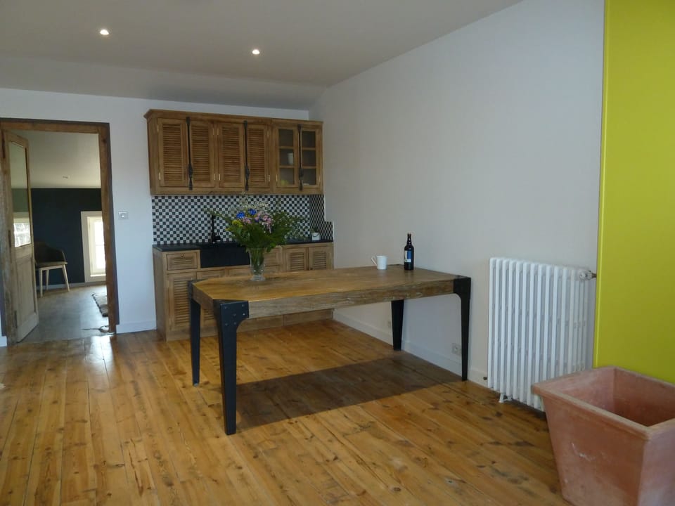 Suite (Rêverie) | Living room | LCD TV