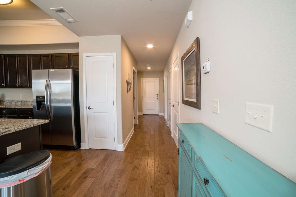 Hallway to bedrooms