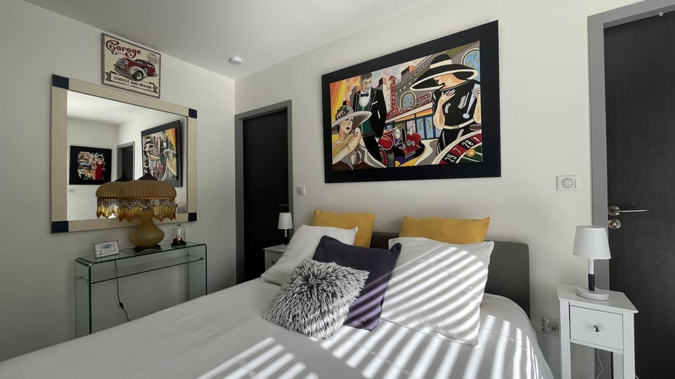 Double Room (Roxane) | Iron/ironing board, free WiFi, bed sheets