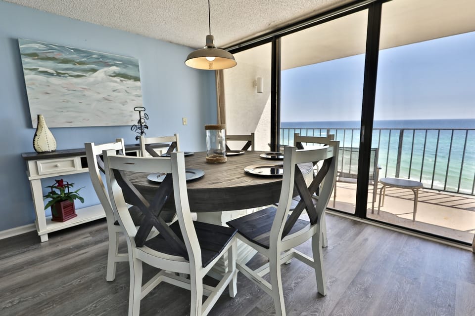 Gulf front dining table!