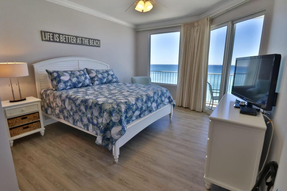 Master bedroom with an amazing view of the Gulf!