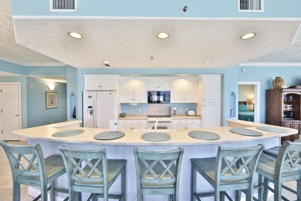 Breakfast bar