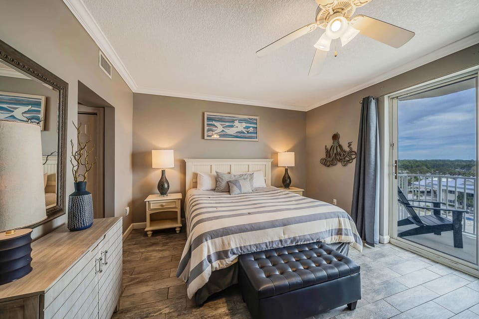 4th bedroom/efficiency suite.