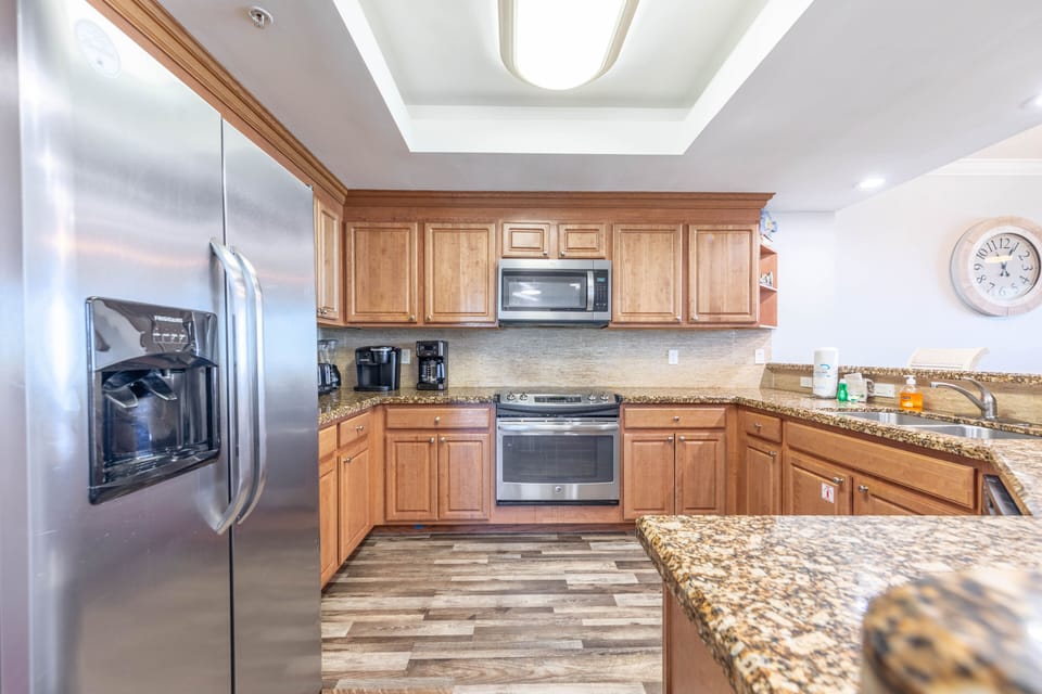Fully stocked kitchen
