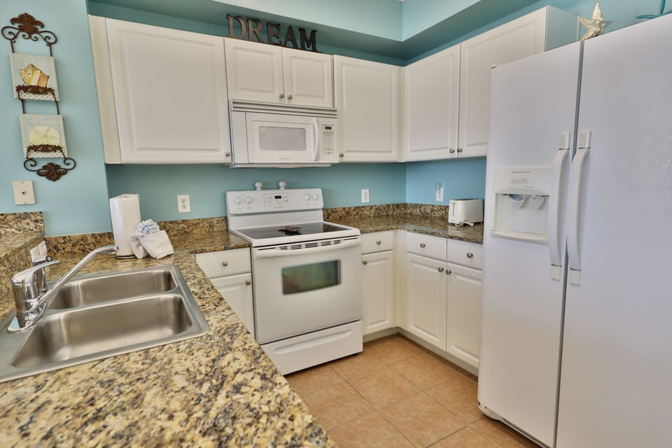 Fully stocked kitchen.