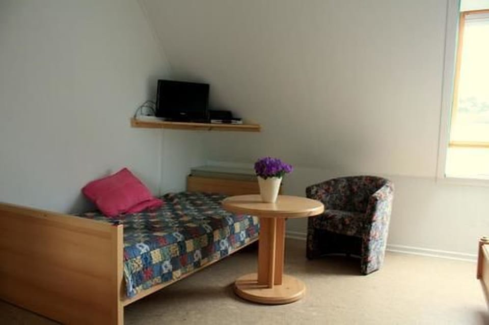 Family Triple Room | Hypo-allergenic bedding available, WiFi (free)