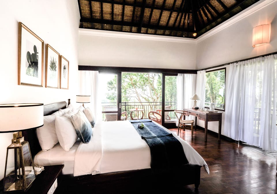 Villa Deluxe with Rice Terrace View | Minibar, in-room safe, desk, laptop workspace
