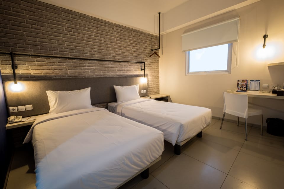Desk, free WiFi, bed sheets