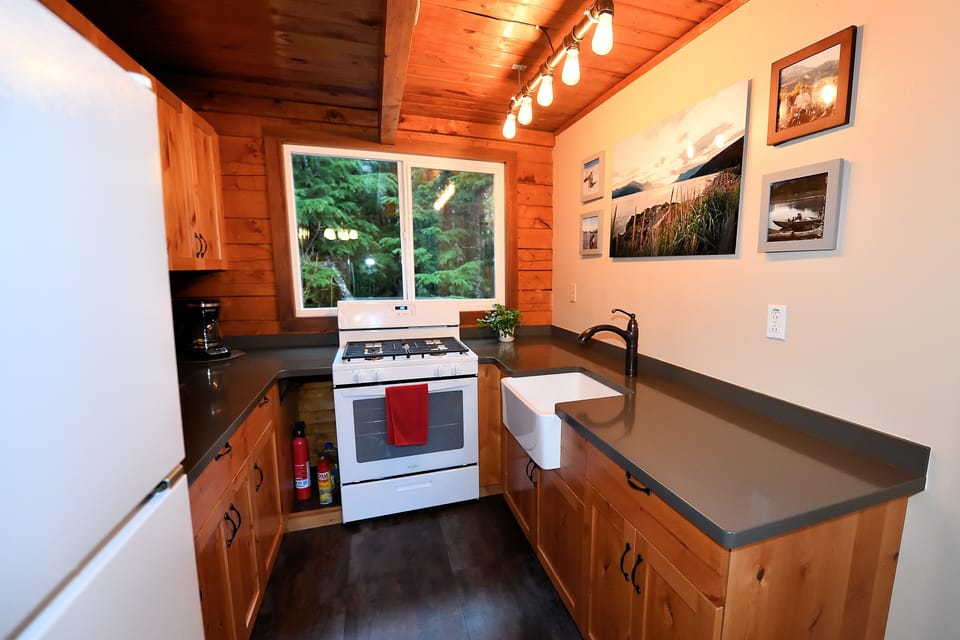 The kitchen has all the supplies you need to prepare a meal