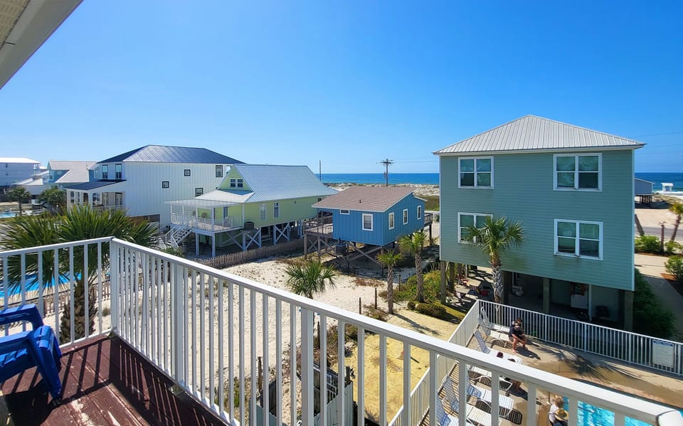 SPLASH PAD FOR KIDS IS LOCATED RIGHT OUT THE DOOR NEXT TO THE POOL