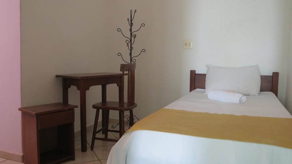 Single Room | Minibar, desk, free WiFi, bed sheets